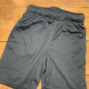 Boys Cat and Jacks shorts - size 5T